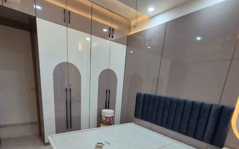 Designer Bedroom Suite & Paneling - Master Bedroom by Geet Enterprises Nashik